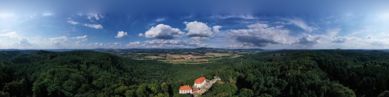 Panorama of Valdštejn castle